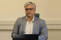 معاون وزیر ارتباطات از آغاز اجرای دستورالعمل جامع خدمات آنلاین دارو خبر داد