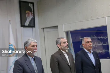 گزارش تصویری |  نشست صمیمی وزیر فرهنگ و ارشاد اسلامی با اصحاب فرهنگ و هنر خراسان رضوی