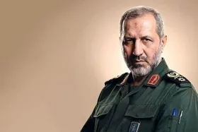سردار سیدمجید موسوی با پیکر امام شهید انقلاب وداع کرد + فیلم و عکس