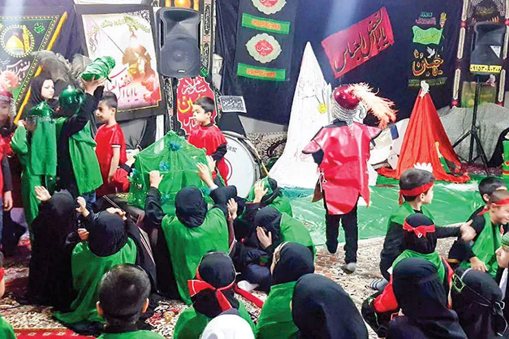 من مهر حسین (ع) را  با شیر از مادر گرفتم