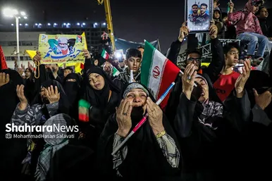 اجتماع بزرگ حمایت از کودکان غزه در عرصه میدان شهدا مشهد