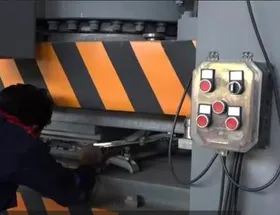 ویدئو/بهره&zwnj;برداری از دستگاه پرس ۴۵۰۰۰ تنی در شهرک صنعتی توس مشهد