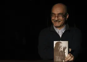 حمید لبخنده خارج از قطعه هنرمندان تدفین و خاکسپاری می&zwnj;شود