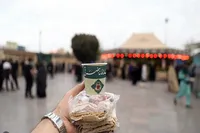 توزیع ۱۲ هزار وعده صبحانه گرم در حرم مطهر امام رضا(ع) همزمان با میلاد پیامبر (ص)