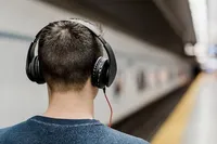 آیا هدفون به سیستم شنوایی آسیب می‌زند؟