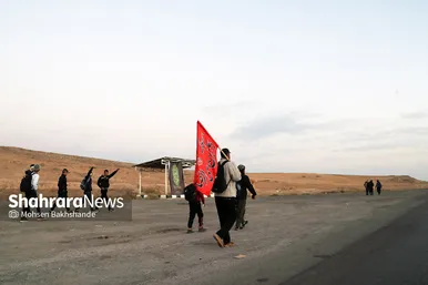 زائران پیاده امام رضا (علیه السلام)