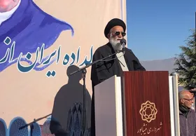 امام&zwnj;جمعه نیشابور: اسلامی ندوشن مایه افتخار، عزت و آبروی ملت ایران است