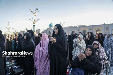 گزارش تصویری | نماز عید فطر در حرم امام‌رضا(ع)