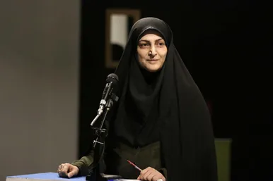 نمایش «دادگاه کتاب»در مشهد