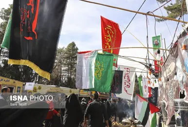 عکس‌هایی از مراسم سالگرد شهادت حاج قاسم سلیمانی در گلزار شهدای کرمان