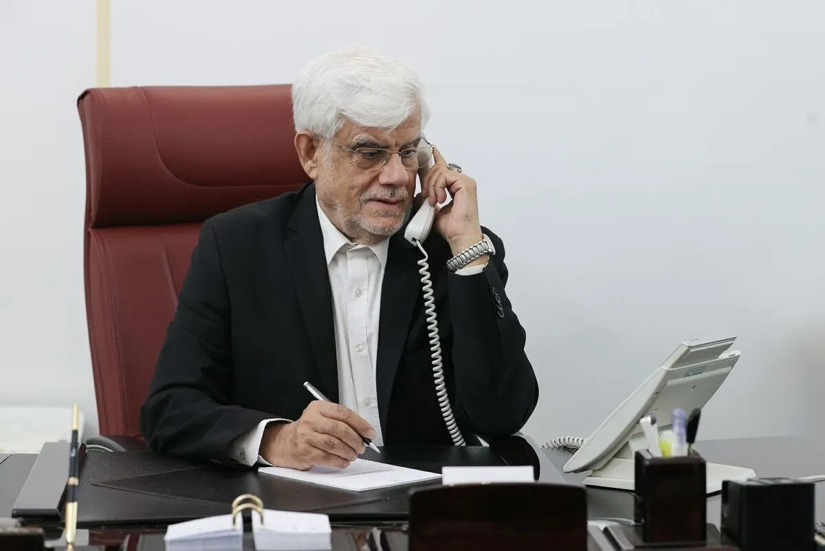 تماس تلفنی معاون‌اول رئیس‌جمهور با استاندار مرکزی (۳ آذر ۱۴۰۳)