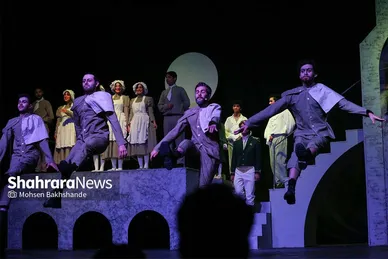 گزارش تصویری | نمایش «دریاچه قو» در مشهد