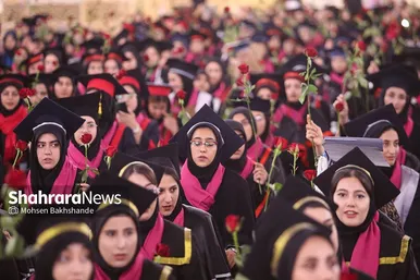 عکس‌هایی از مراسم دانش‌آموختگی دانشجویان علوم پزشکی سراسر کشور در حرم امام‌رضا(ع)