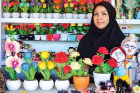 روایتی از دست&zwnj;های هنرمند مادر مشهدی و اشتغال خانواده