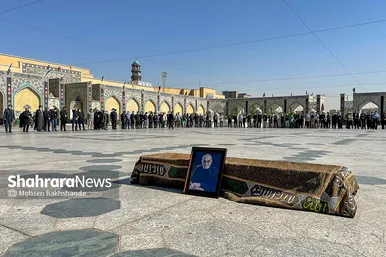 تشییع پیکر مرحوم حیدر رحیم‌پور ازغدی در حرم امام رضا (ع)