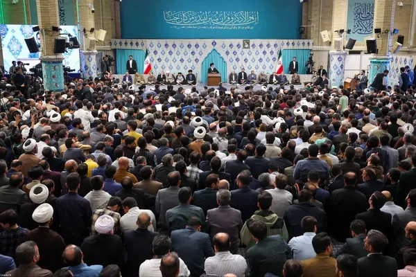 محفل انس با قرآن کریم با حضور رهبر انقلاب اسلامی برگزار شد + فیلم و تصاویر (۳۰ بهمن ۱۴۰۴)