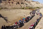 عکس‌هایی از بازی فوتبال با حداقل امکانات در افغانستان