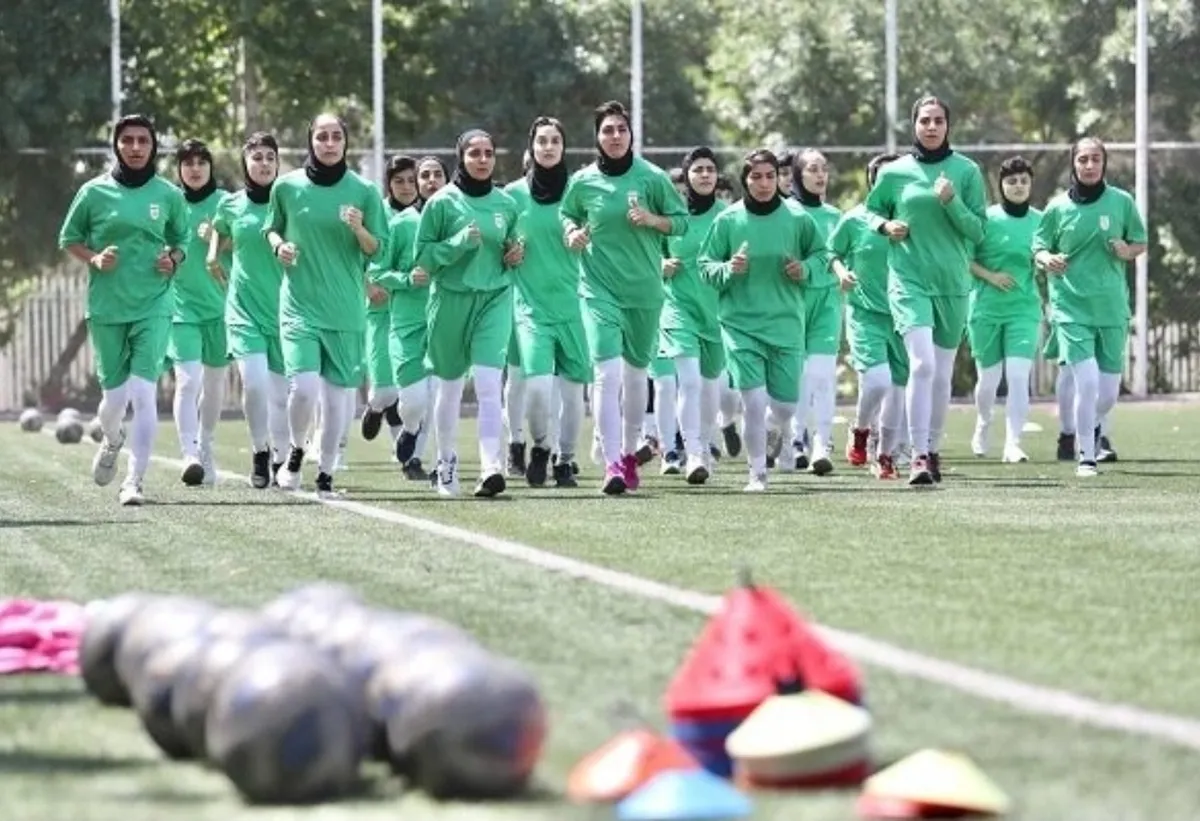 آخرین تمرین تیم ملی فوتبال بانوان پیش از اعزام به استرالیا برگزار شد| حضور رئیس فدراسیون در حاشیه این تمرین