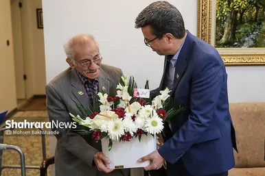 گزارش تصویری | دیدار خانواده ورزش از استاد حمید توکل پیشکسوت کشتی