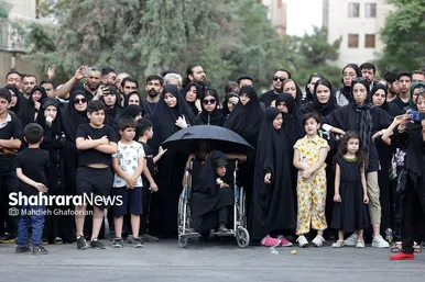 آیین تعزیه خوانی و خیمه سوزان عاشورا در محله دندانپزشکان مشهد