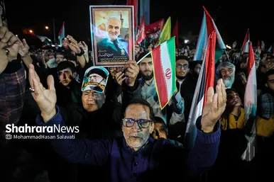 اجتماع مردمی «این المنتقم» در میدان فلسطین مشهد