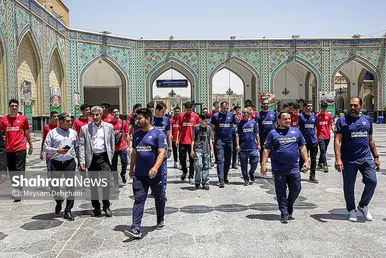 گزارش تصویری | تشرف تیم ملی والیبال نوجوانان به حرم مطهر رضوی