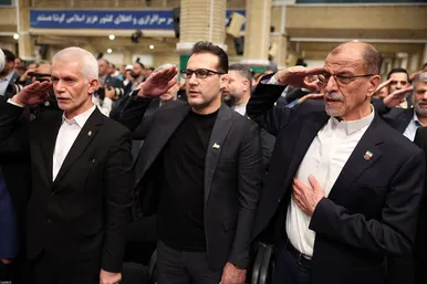 عکس‌هایی از دیدار مدال‌آوران ورزشی و علمی با رهبر انقلاب (۲۸ مهرماه ۱۴۰۴)