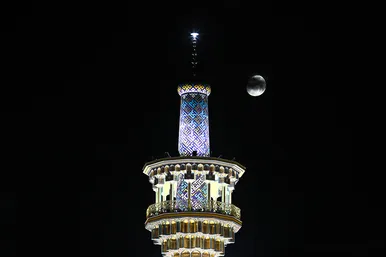آیین سنتی نقاره نوازی سحرگاهی در حرم مطهر رضوی