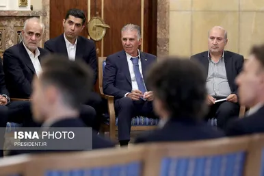 دیدار ملی‌پوشان فوتبال ایران با رییس جمهور