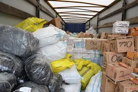 توقیف بیش&zwnj;از هزار کیلوگرم کالای غیربهداشتی در یک کارگاه زیرزمینی در مشهد (۲۰ تیر ۱۴۰۳)