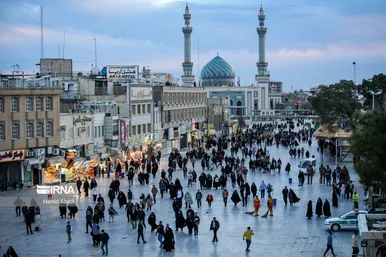 تحویل سال ۱۴۰۳ در حرم حضرت معصومه (س)