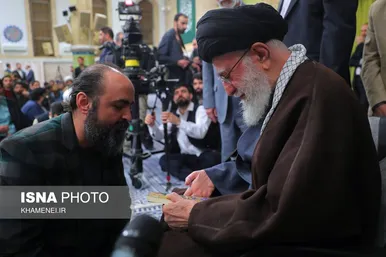 دیدار شاعران با رهبر معظم انقلاب