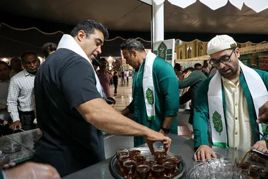 عرض ارادت قهرمانان ورزش ایران در بارگاه منور رضوی