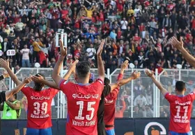 دیدار نساجی ـ پرسپولیس با تماشاگر برگزار می&zwnj;شود