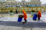 بارش برف در مشهد در آخرین روز‌های زمستان ۱۳۹۹ + تصاویر