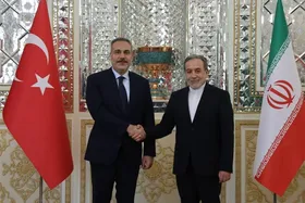 عراقچی در اینستاگرام: ایران و ترکیه مصمم هستند با همکاری نزدیک در مسیر صلح پایدار منطقه&zwnj;ای گام بردارند