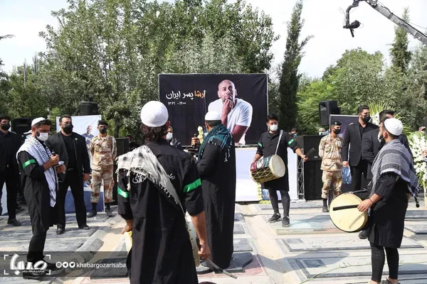 مراسم تشییع پیکر «ارشا اقدسی» بدلکار سینما و تلویزیون + فیلم و عکس (۲۲ مرداد۱۴۰۰)