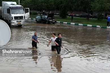تصاویری از آب‌گرفتگی در سطح شهر مشهد بر اثر بارش شدید باران (۲۶ اردیبهشت ۱۴۰۳)