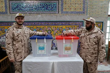 انتخابات «مجلس» و «خبرگان رهبری» در مشهد - 1
