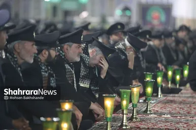 آیین خطبه خوانی شب شهادت امام رضا(ع) در حرم مطهر رضوی