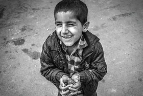 آن گنج یک روز بین ما پخش می&zwnj;شد