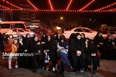 گزارش تصویری | مراسم روضه خوانی شب هشتم  ماه محرم در خیابان های مشهد