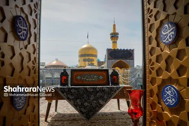 گزارش تصویری | لحظه تحویل سال در حرم مطهر امام رضا (ع)