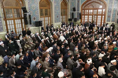حضور و سخنرانی رهبر انقلاب در اجتماع زائران و مجاوران حرم مطهر رضوی- ۳