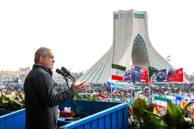 پزشکیان: دنیا ببیند که مردم ایران برای اطاعت از رهبری نظام به صحنه آمده&zwnj;اند