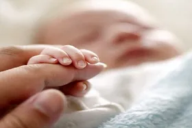 نام کودک می&zwnj;تواند بر هویت، شخصیت و وضعیت اجتماعی&zwnj;اش تأثیر بگذارد