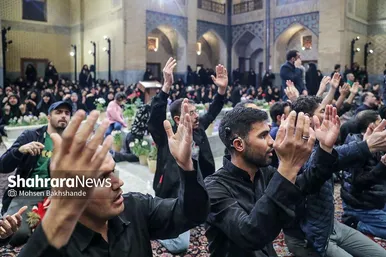 گزارش تصویری | مراسم احیا ویژه ناشنوایان در شب‌ بیست یکم ماه مبارک رمضان