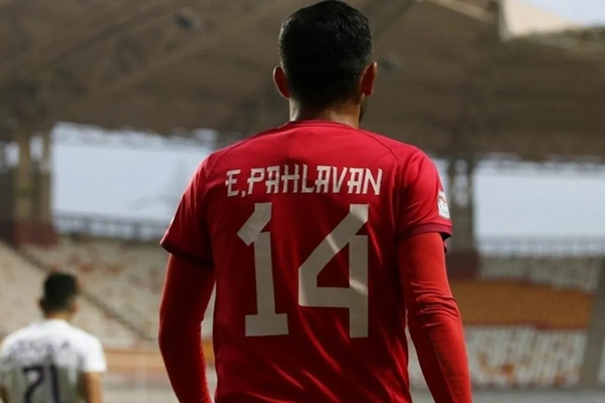 یک پرسپولیسی در لیست نکونام