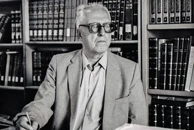 به مناسبت سالروز درگذشت عباس زریاب&zwnj;خویی