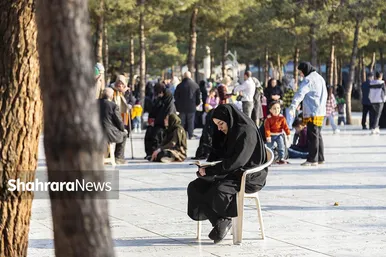 آیین چراغ برات در آرامگاه خواجه ربیع